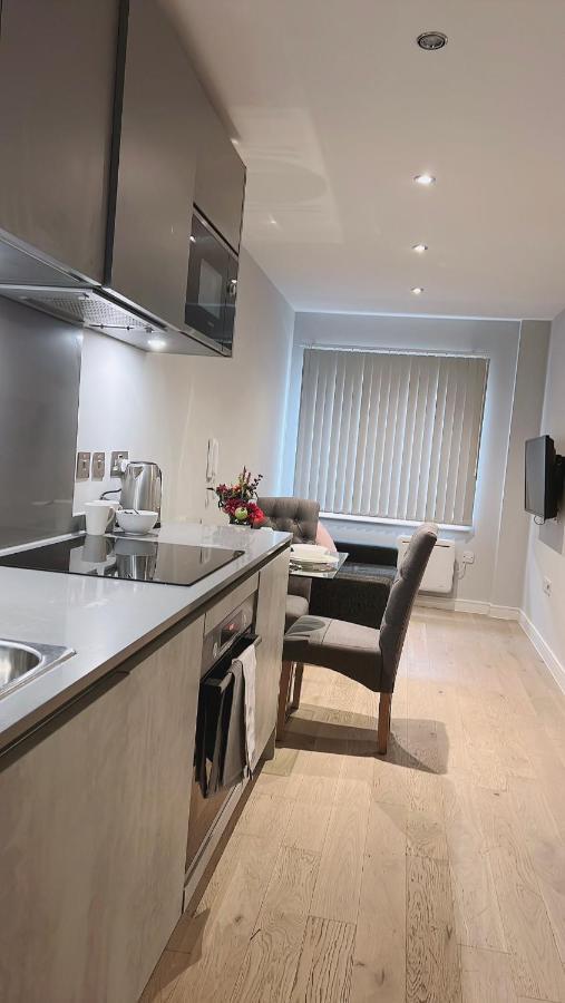 Mnitri Apartment Luton  Exterior foto